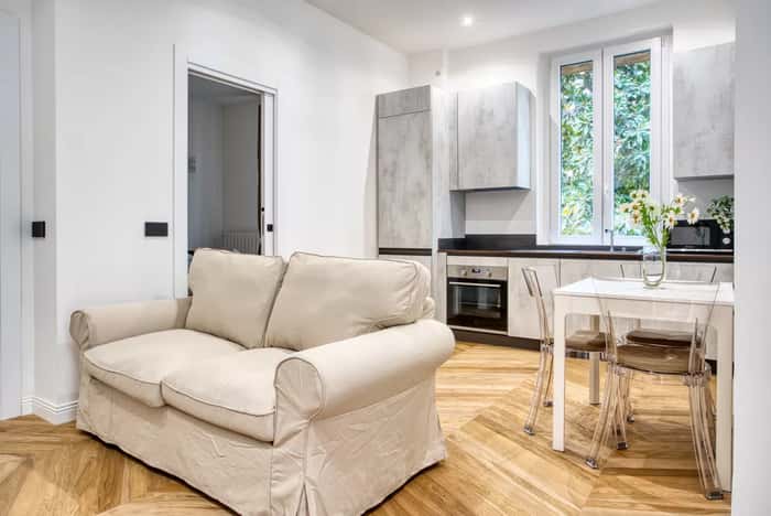 Listing photo thumbnail