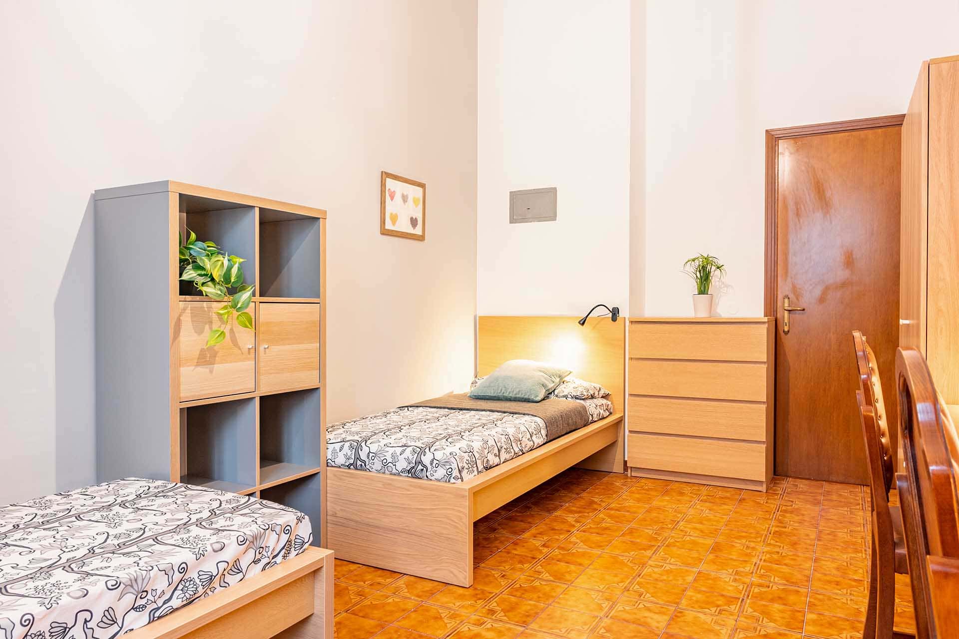 via ippocrate 7  shared room d2 - bed b