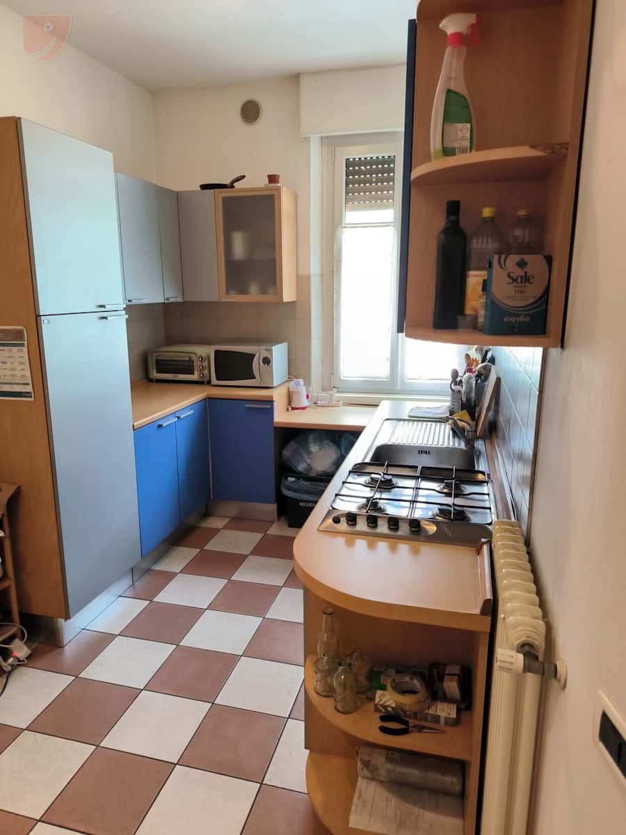 Stanza in Via Tommaso Gar, Trento di 76 m² con 3 camere