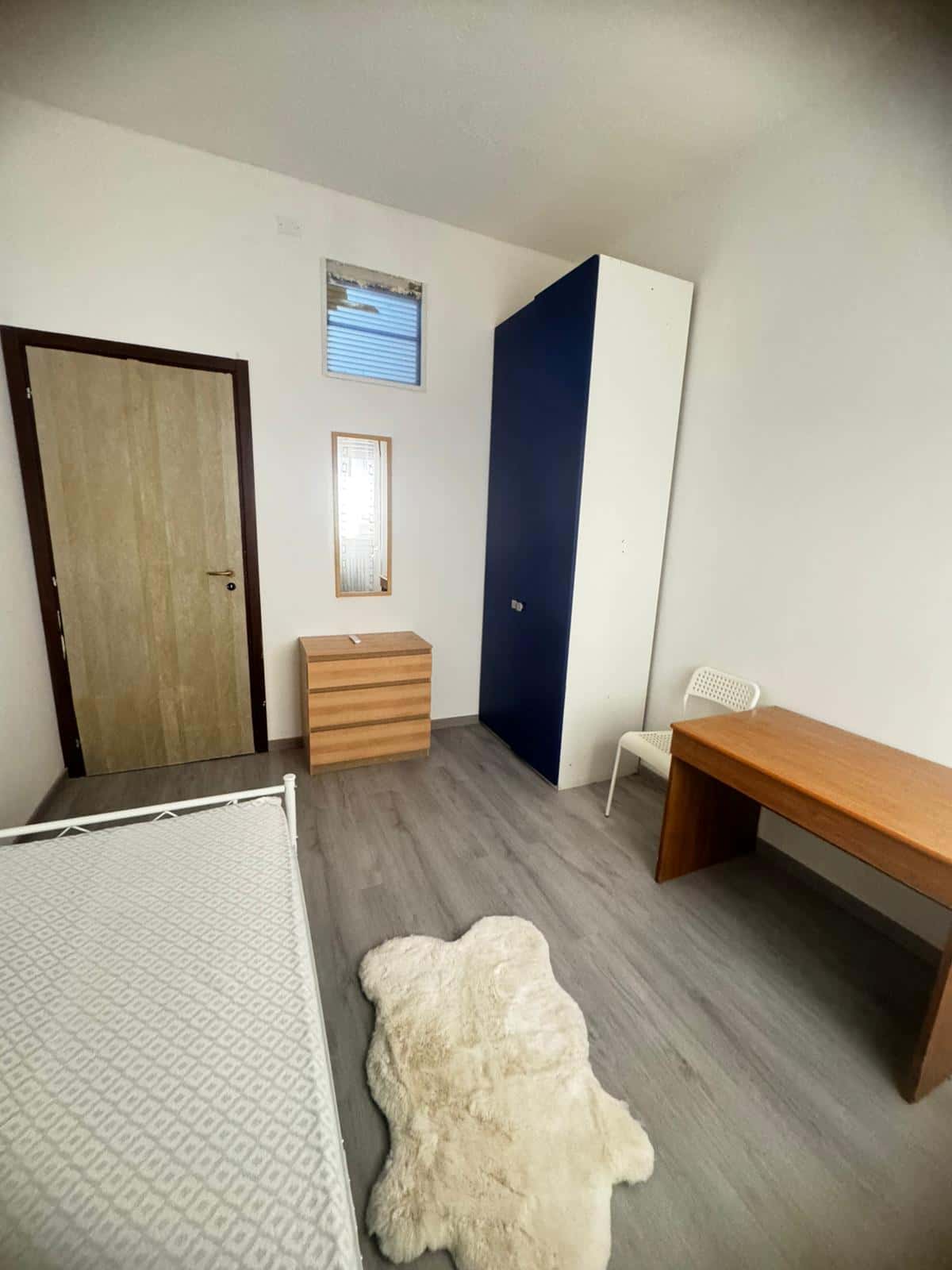 Quarto em Via Carlo Cocchetti, Brescia para 100 m² com 5 quartos