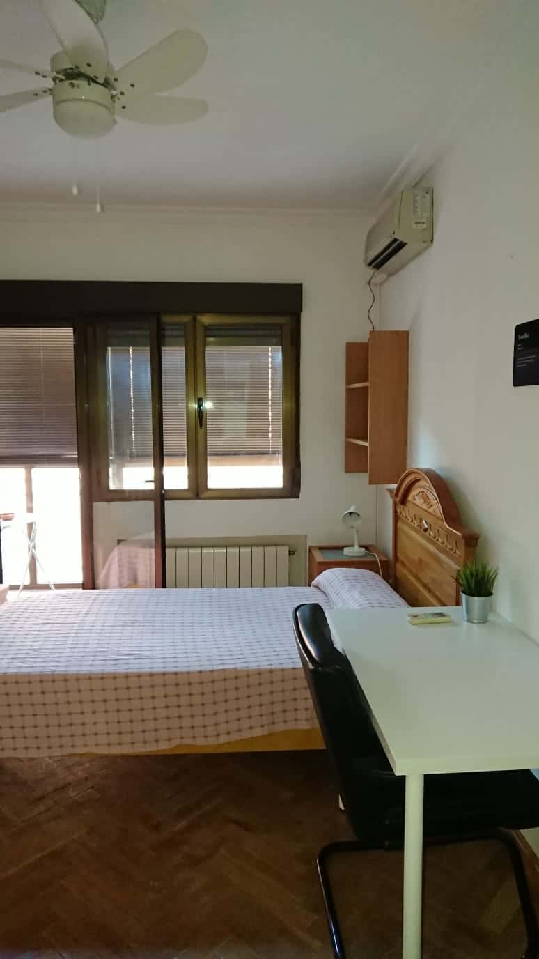 Habitación en Calle Núñez de Balboa, Getafe para 199 m² con 8 dormitorios