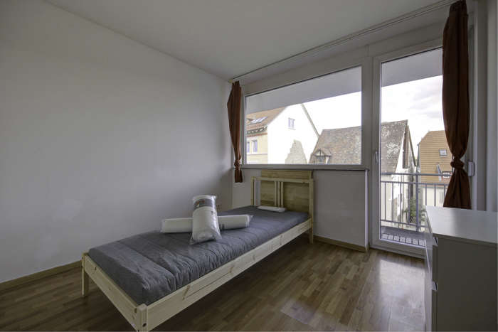 Listing photo thumbnail