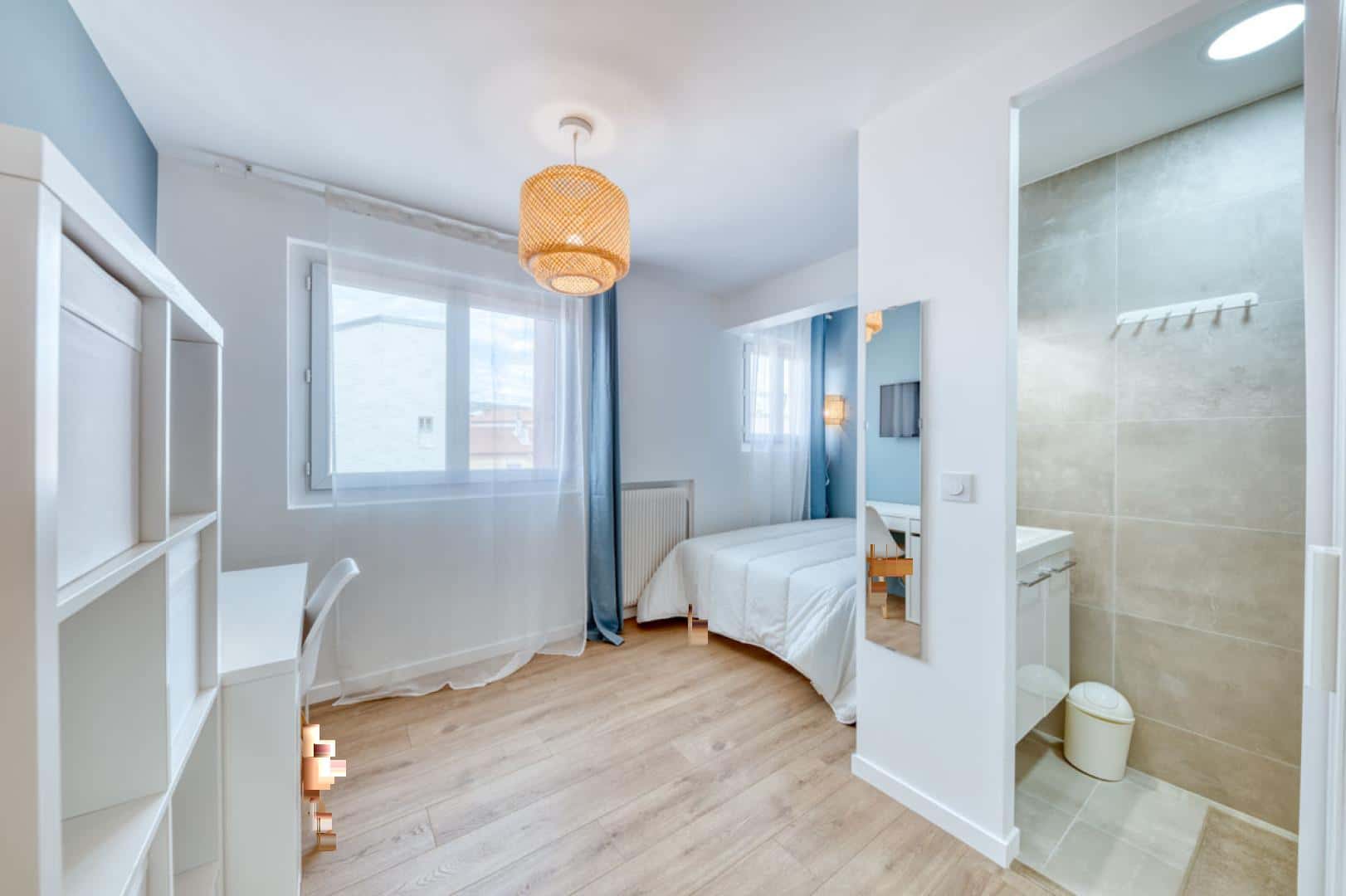 Chambre 4 - BALOUX