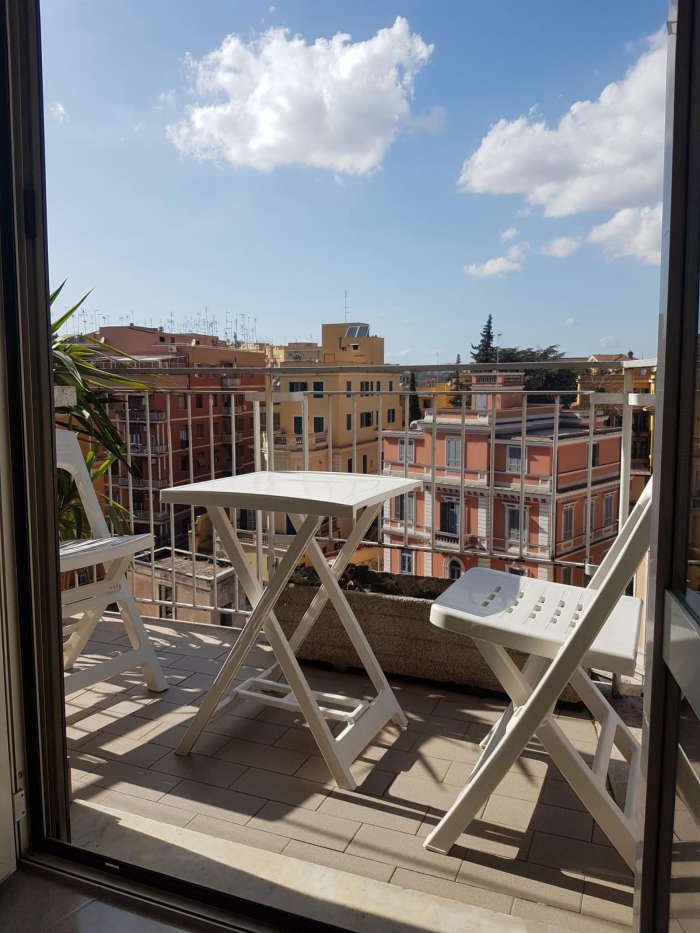 Listing photo thumbnail