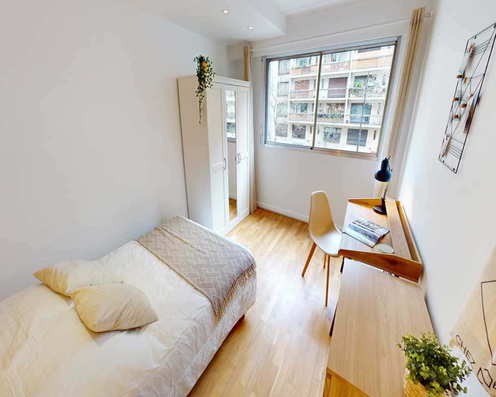 Chambre dans le rue Guersant