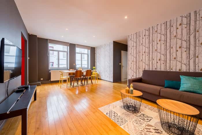 Listing photo thumbnail