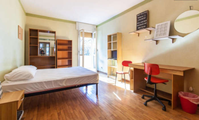 Listing photo thumbnail