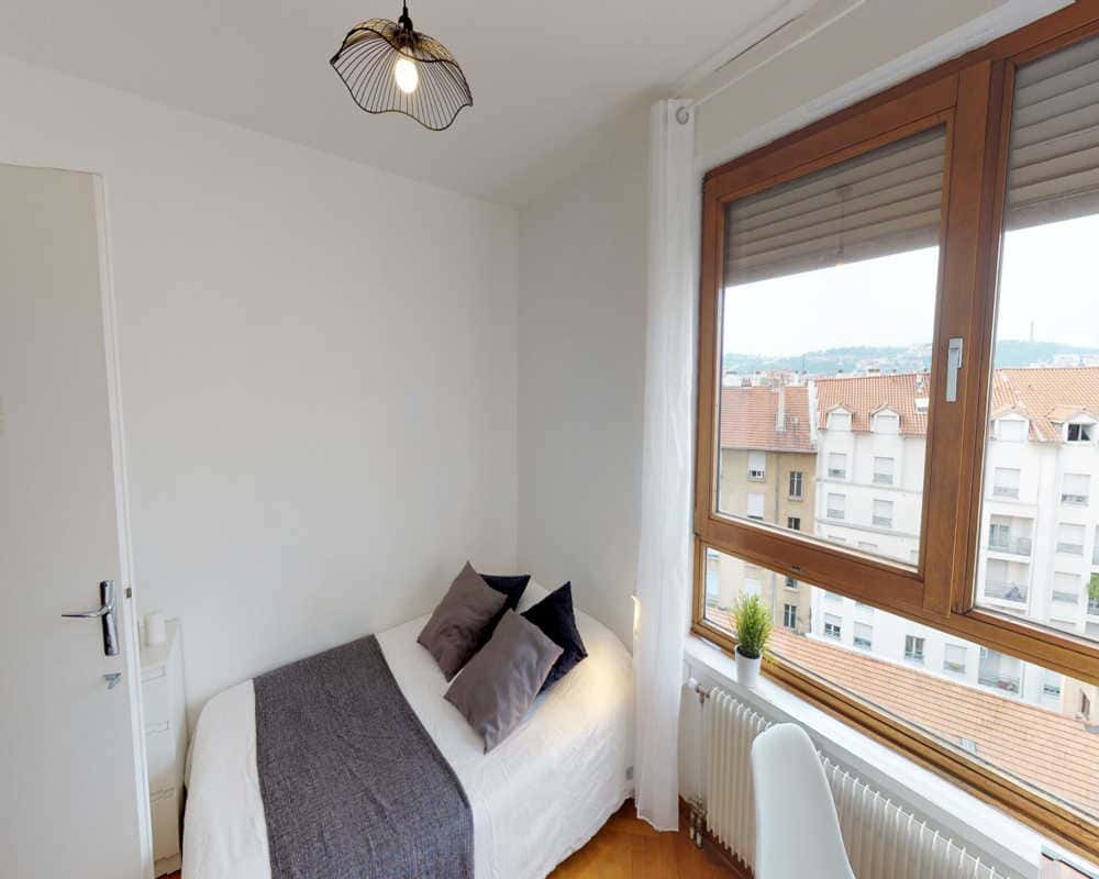 Chambre dans le Rue Garibaldi