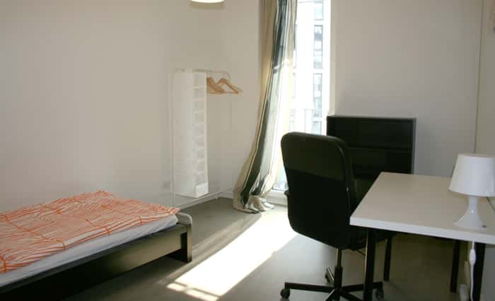 Listing photo thumbnail