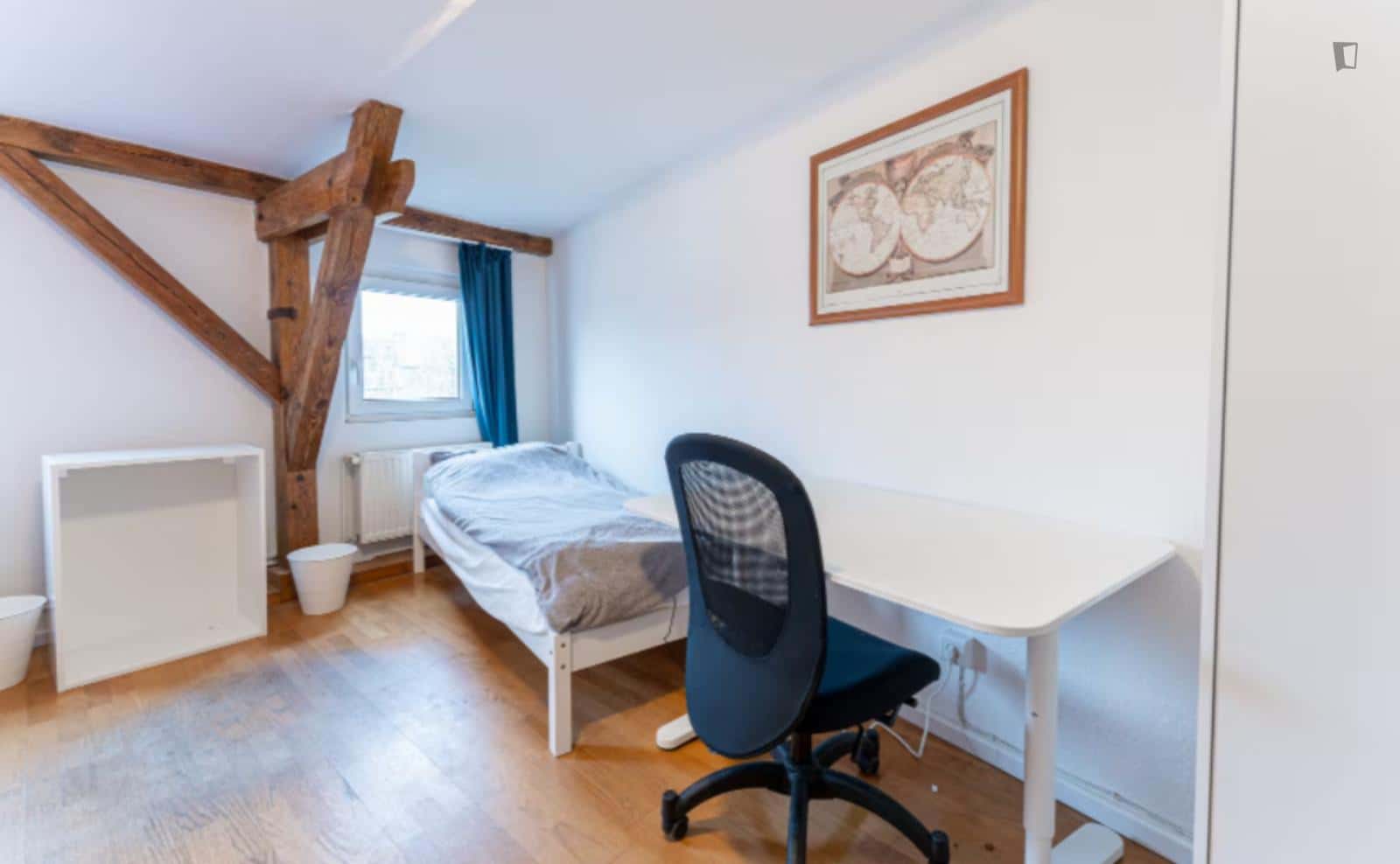 Room in Neuendorfer Straße, Berlin for 120 m² with 7 bedrooms - Photo 3