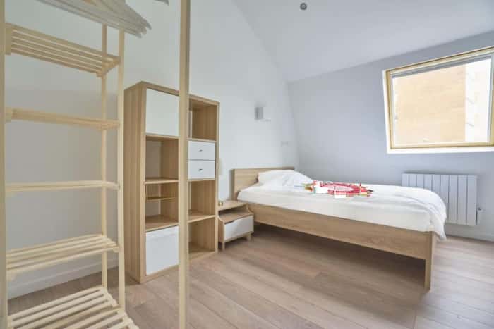 Listing photo thumbnail