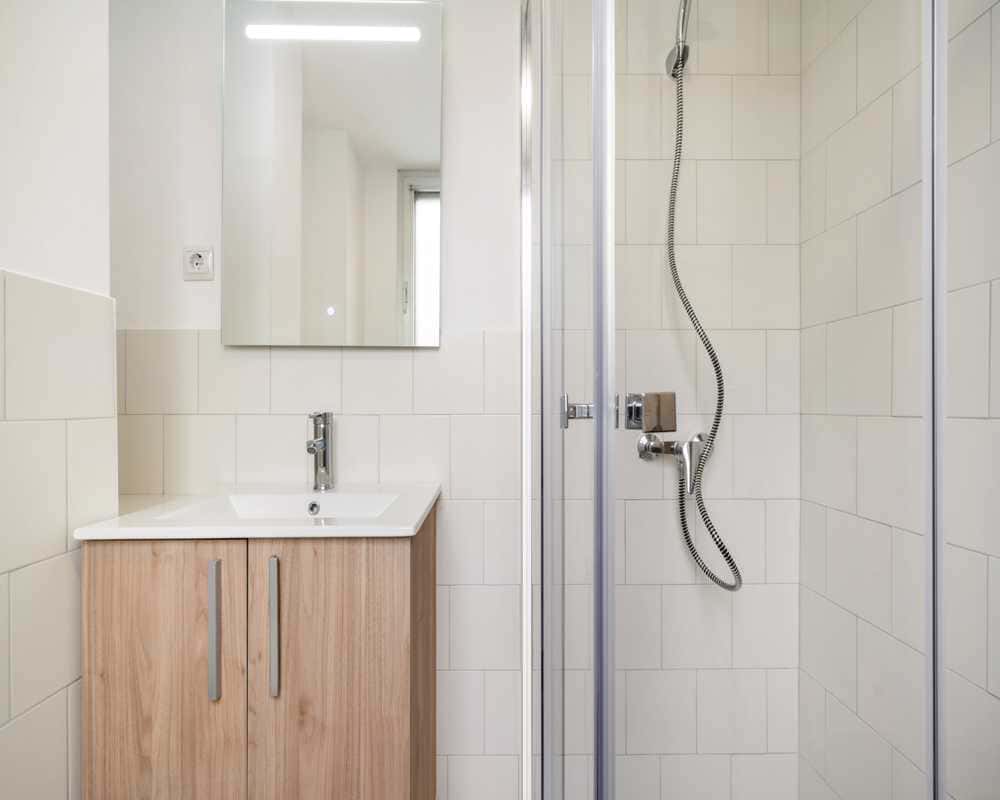 Habitación individual en la Calle Mesena