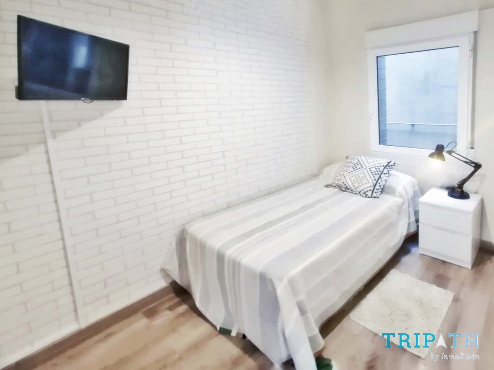 Zimmer in Avenida de Aguilera, Alicante (Alacant) für 120 m² mit 6 Schlafzimmer