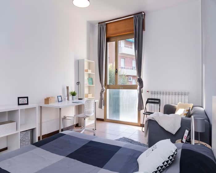 Listing photo thumbnail