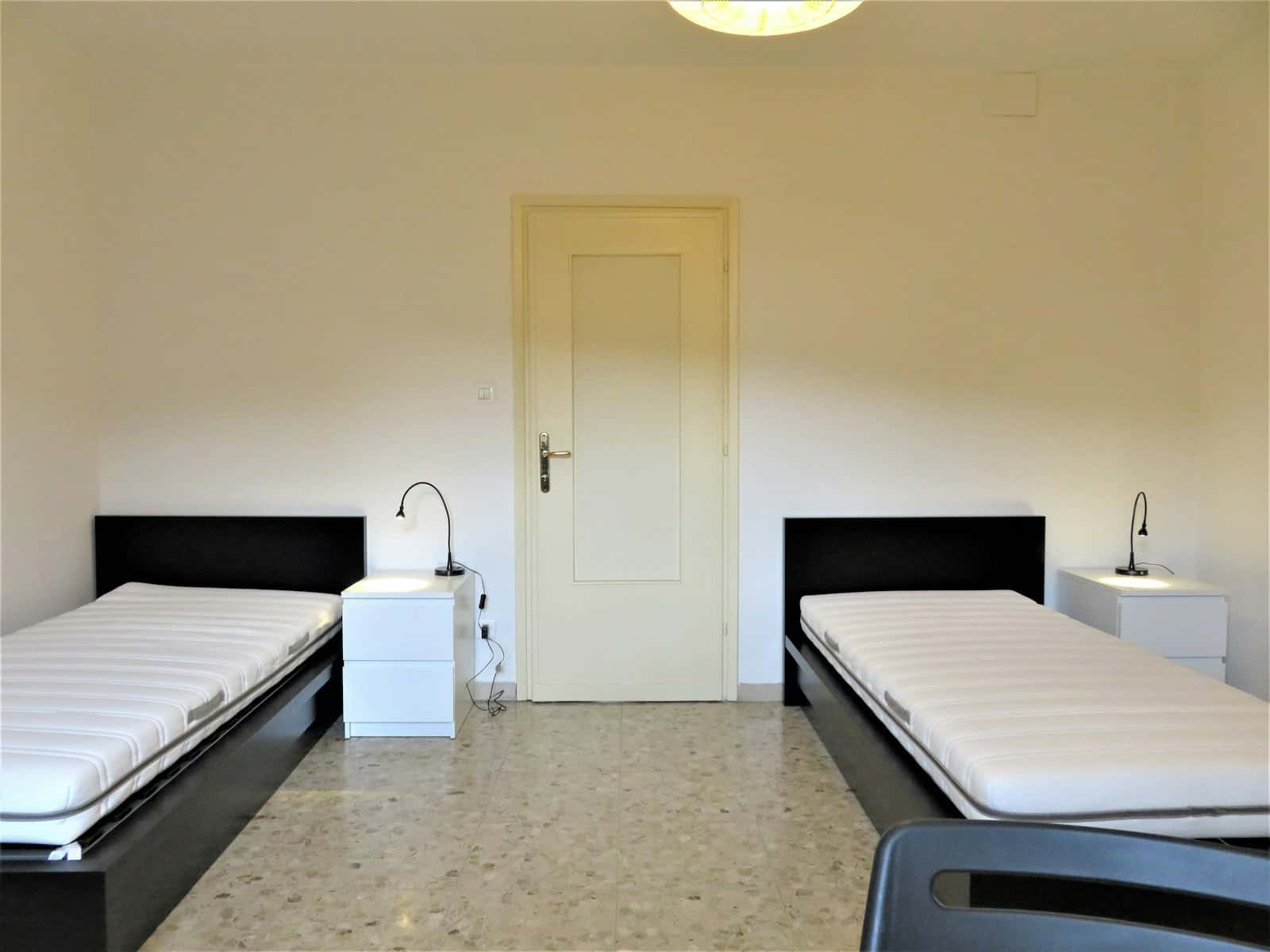 Stanza in Via Santa Chiara, Verona di 61 m² con 3 camere