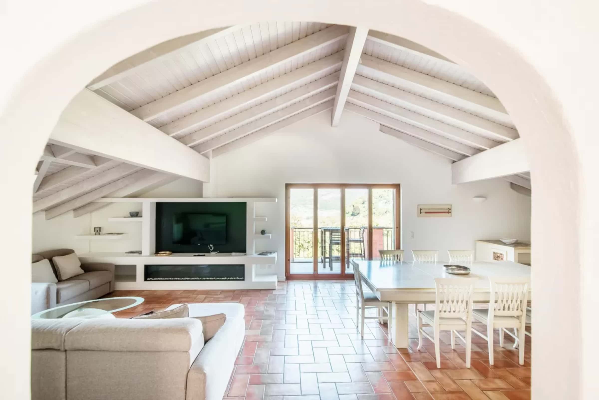 MANSARDA GENTILINO - Attico a Collina D’Oro, vicino a Lugano