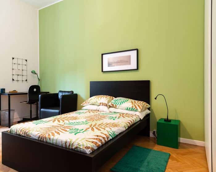 Listing photo thumbnail