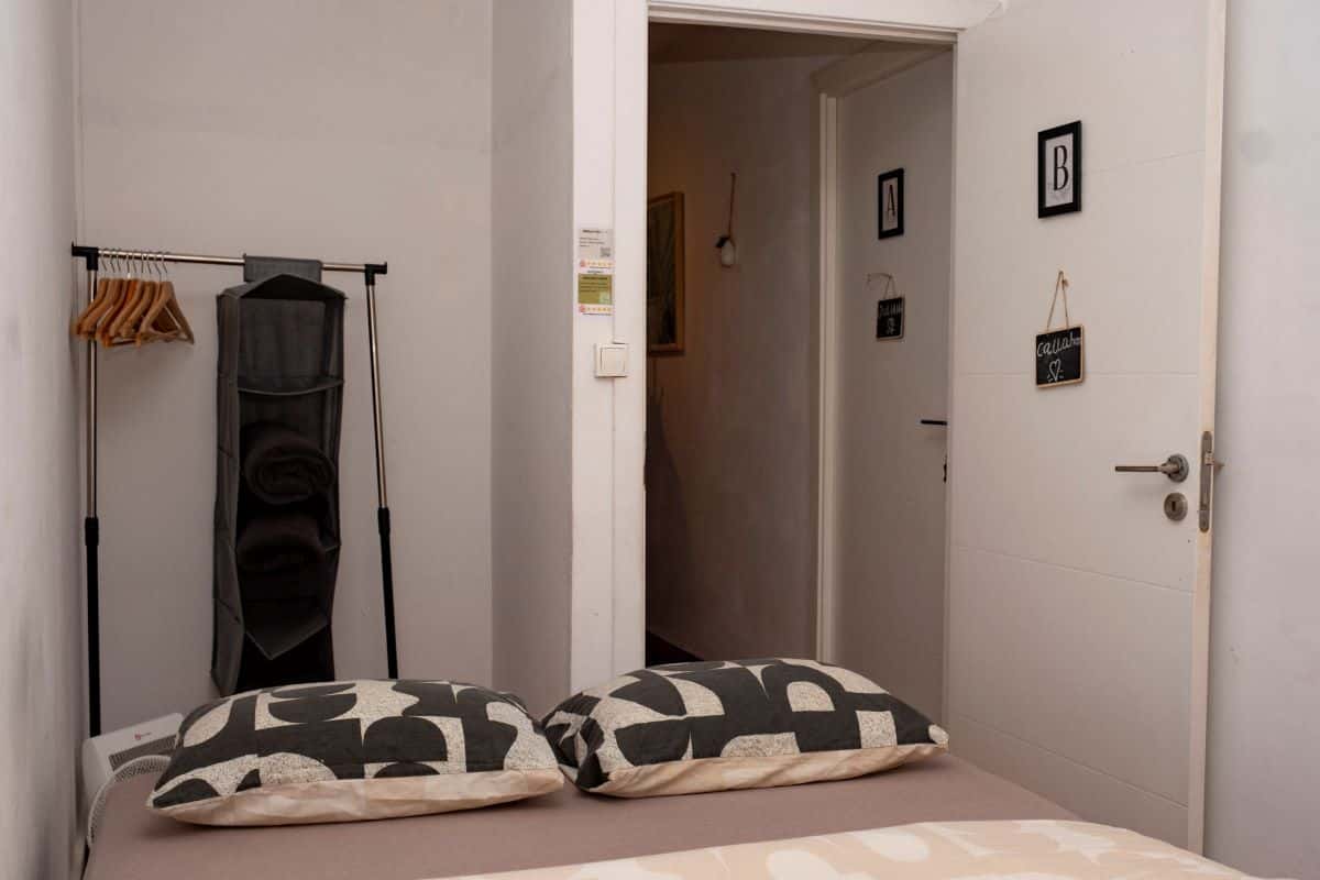 Chambre dans Rua Presidente Arriaga, Lisboa avec 4 chambres