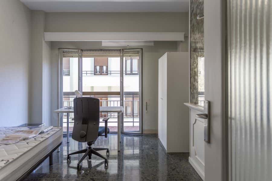 Habitación en piso de 6 habitaciones