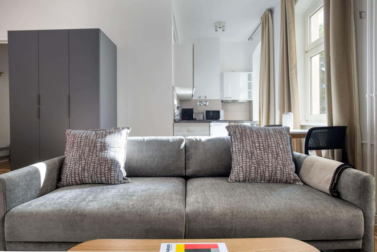Apartment in Glogauer Straße, Berlin for 33 m² with 1 bedroom - Photo 2