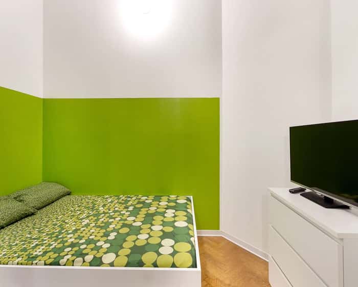 Listing photo thumbnail