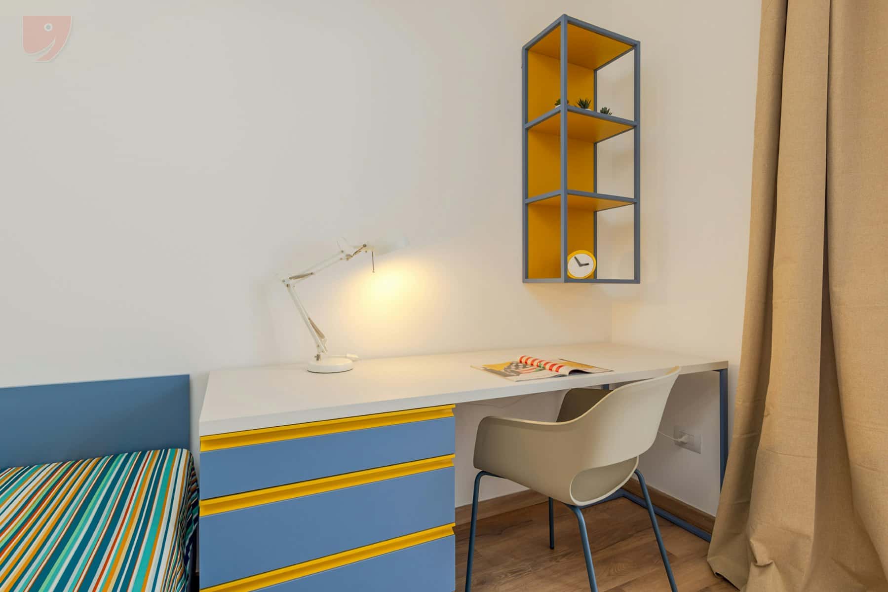 Chambre dans Viale Cavour, Ferrara pour 185 m² avec 9 chambres
