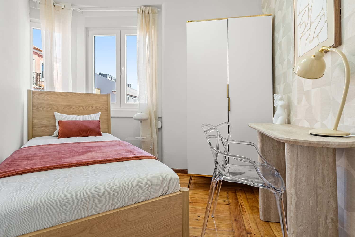 Room 1 - 82. Travessa de Santo António à Graça 2 3°