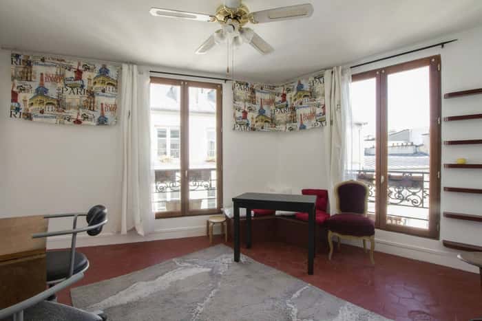 Listing photo thumbnail