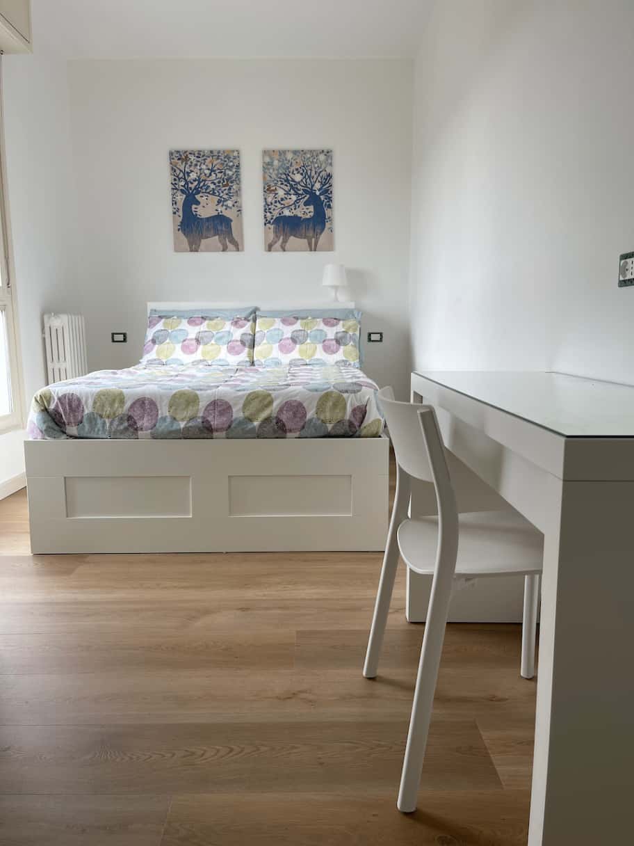Stanza in Via Val Devero, Milano di 107 m² con 4 camere