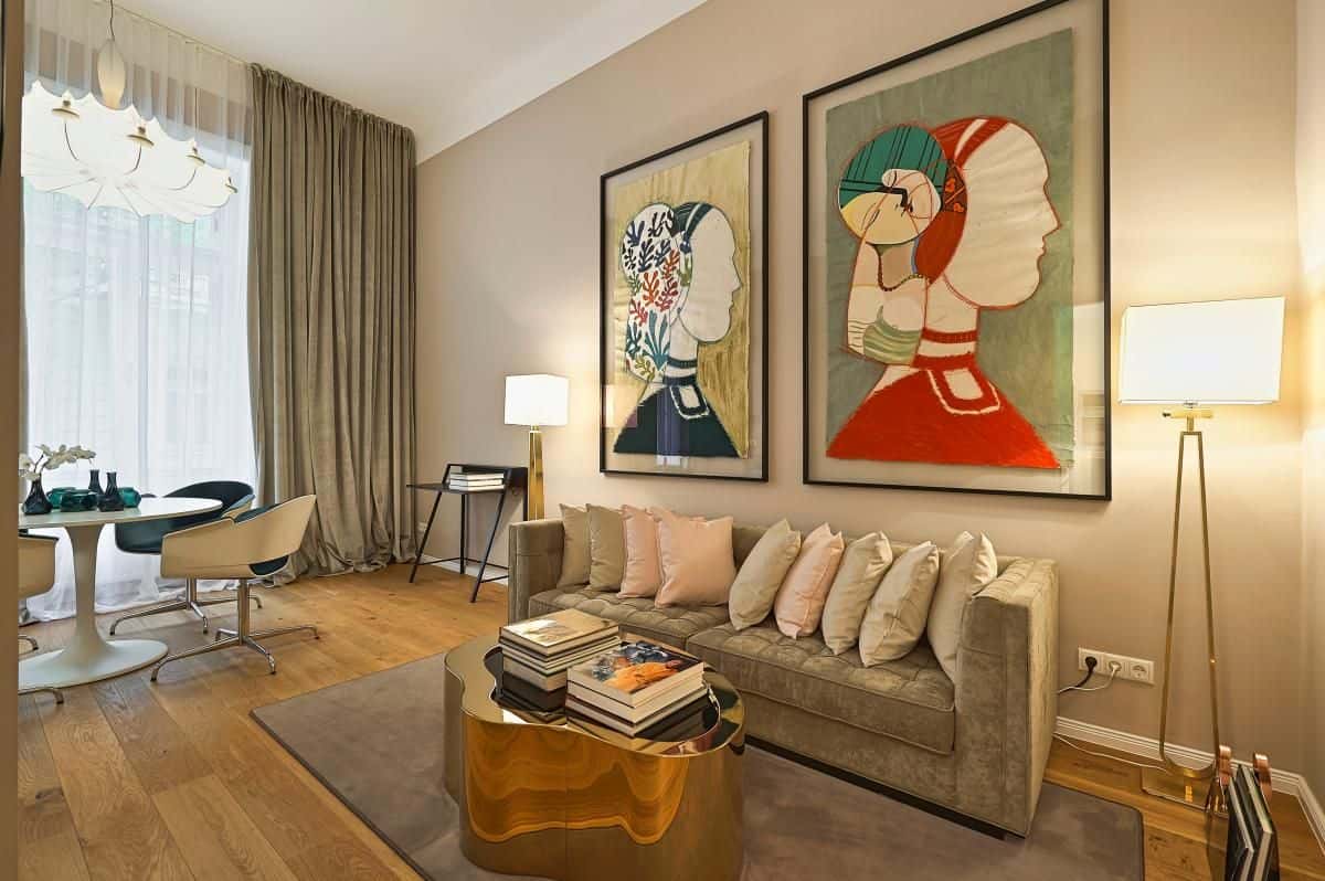 Perfect, pretty suite in the heart of town