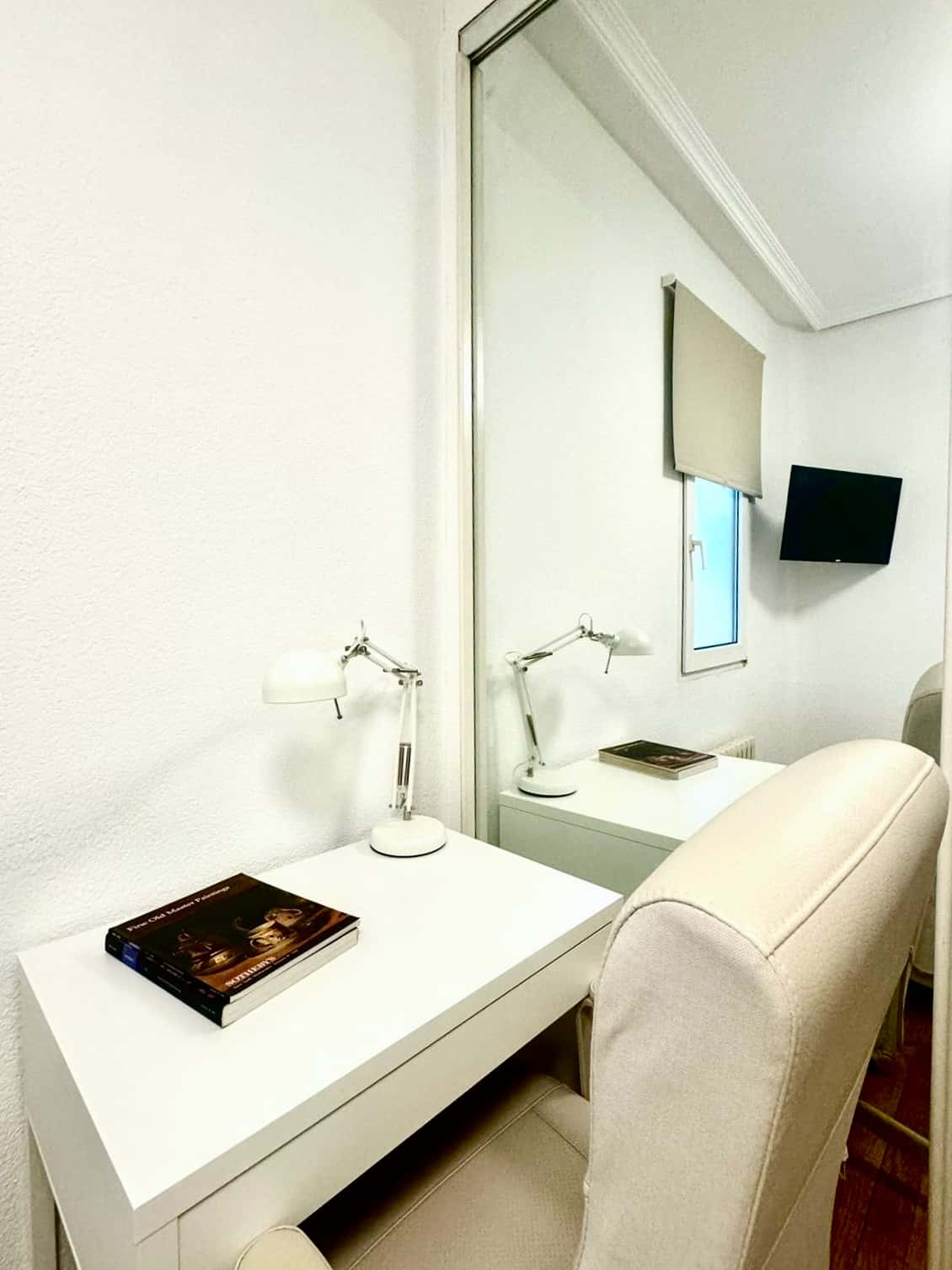 Room CB42R1