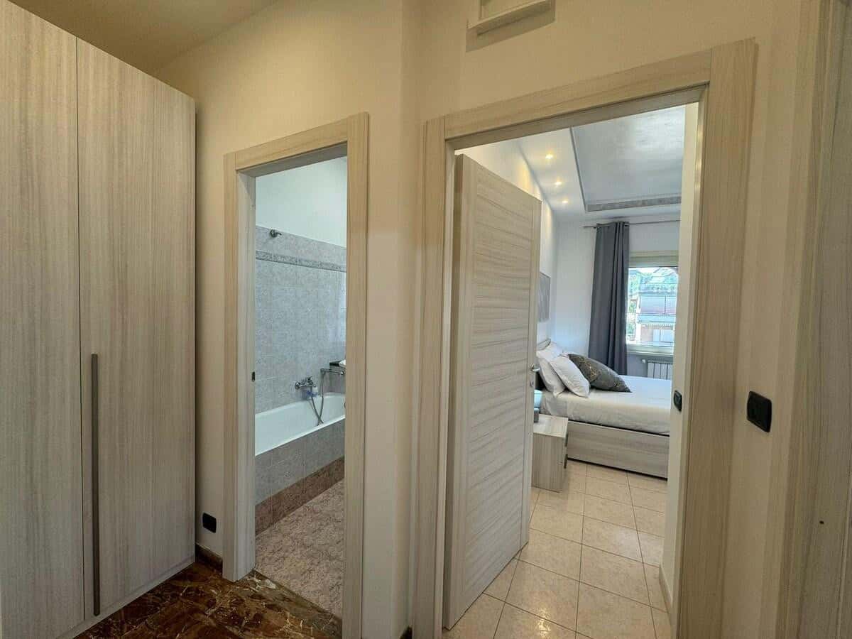 Apartment Rome, 1 bed — photo 4