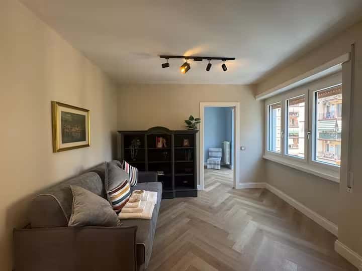 110 - Pisone2 - Colorful Comfort in the Real Rome