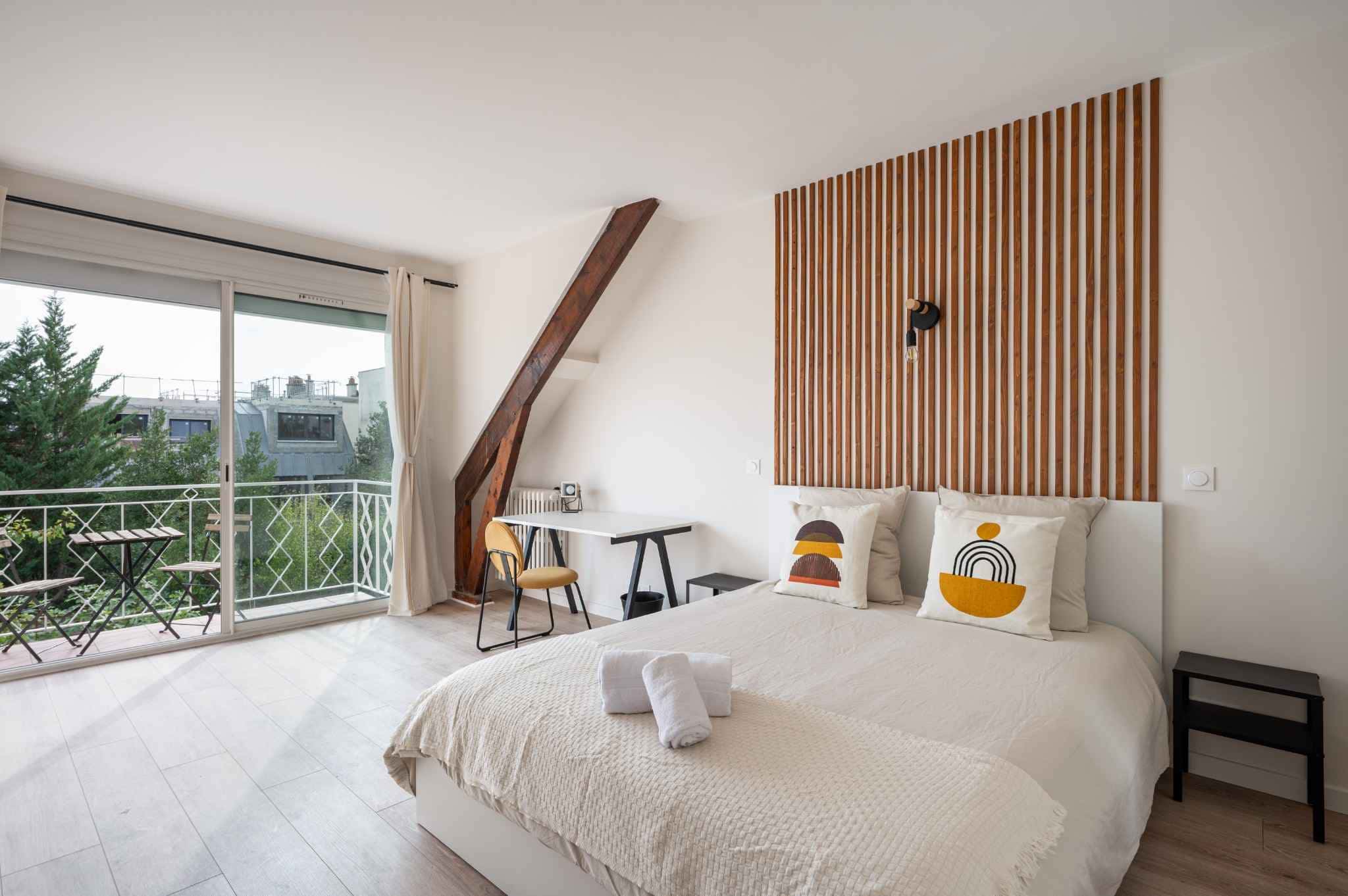 Claude - Private Room (8)