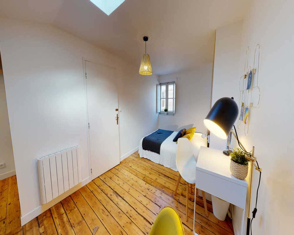 Chambre dans le rue de la Merci