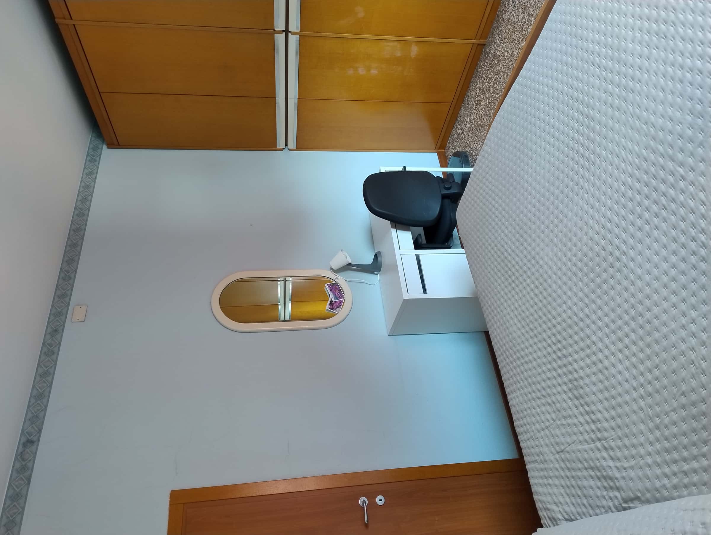 Stanza in Via Teano, Milano di 85 m² con 3 camere