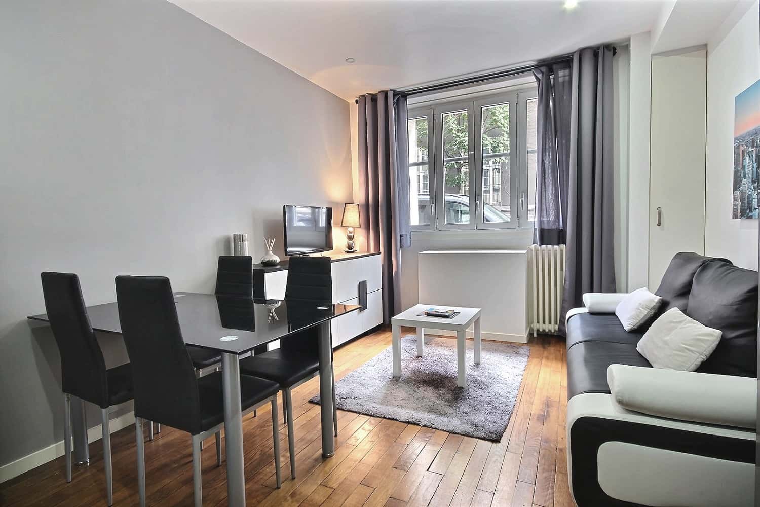 Location Appartement meublé 1 chambre - 26m² - Jasmin / Mozart - Paris