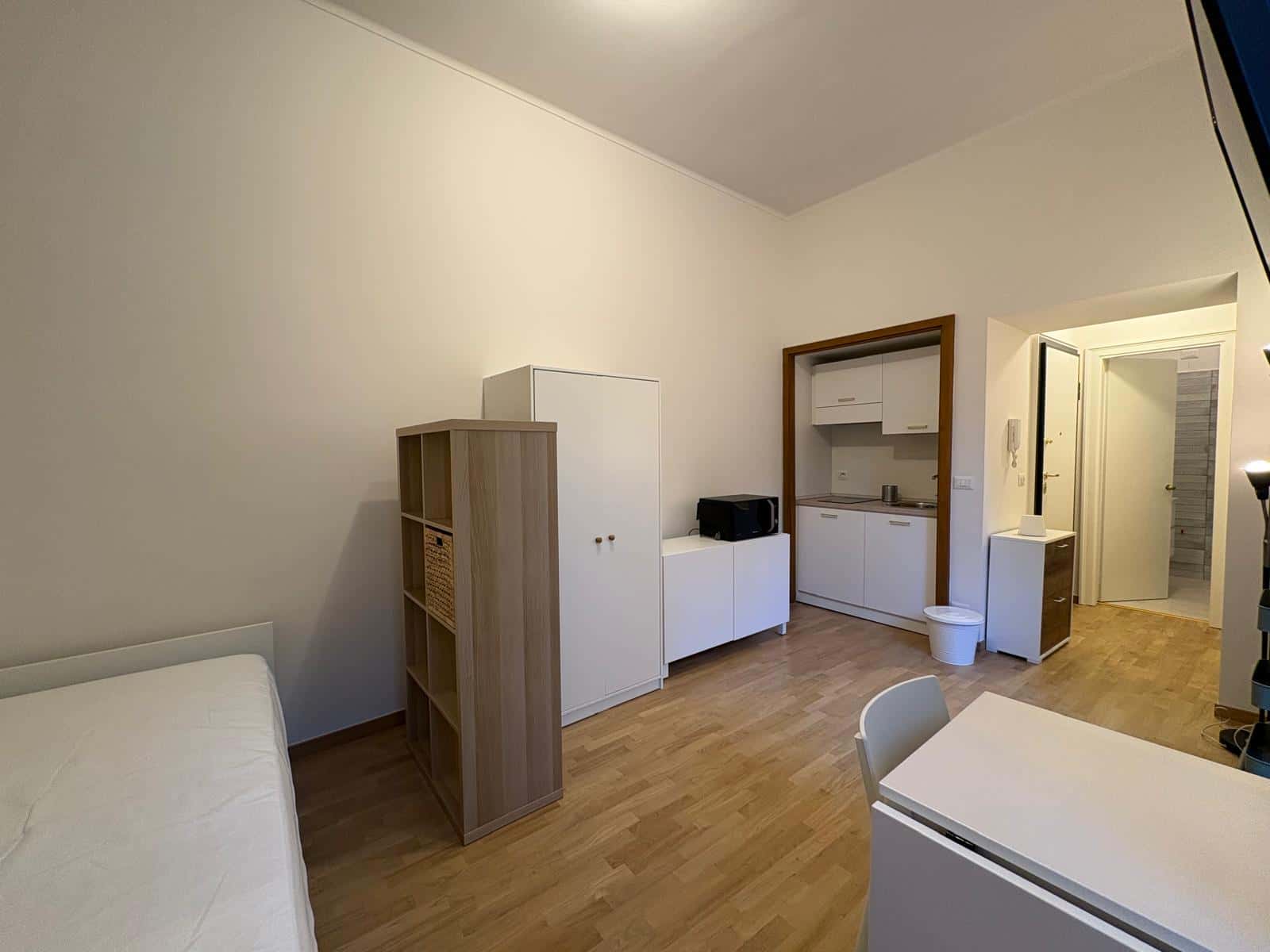 Apartment Milan, 1 bed — photo 9