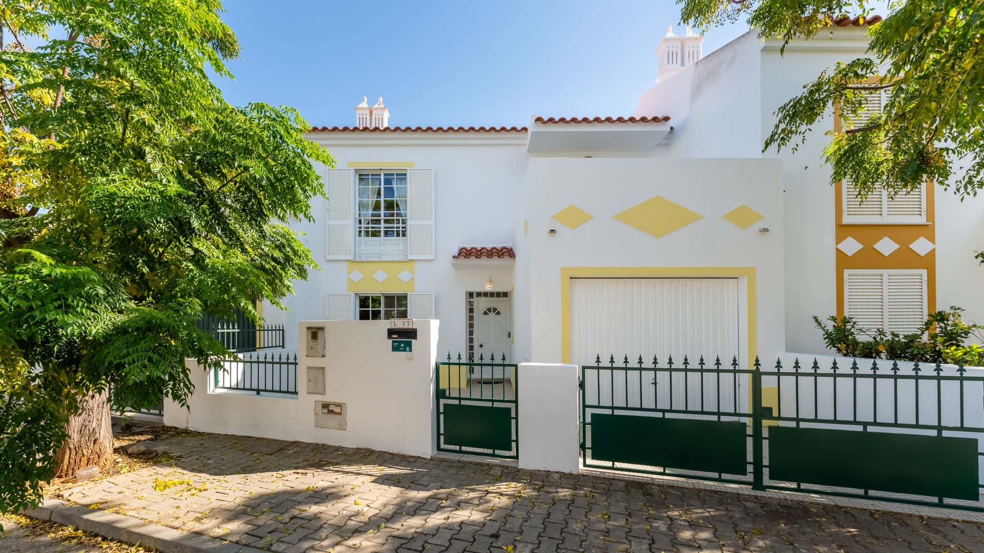 Cozy 3 BDR House Duplex With Patio