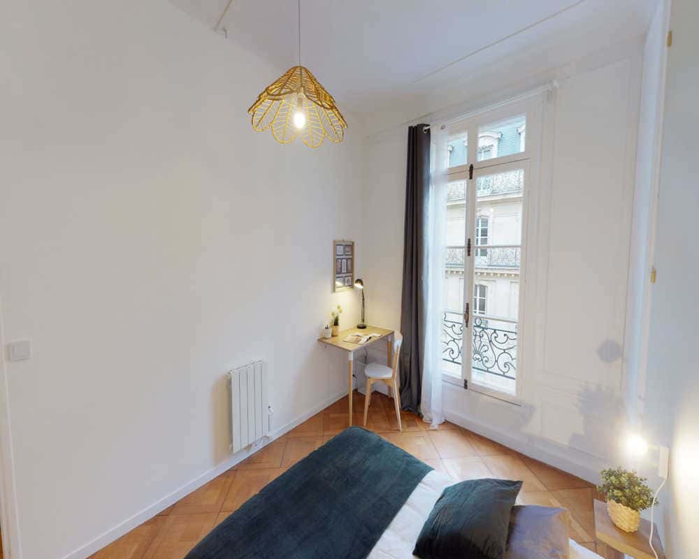 Chambre dans le rue Boissière