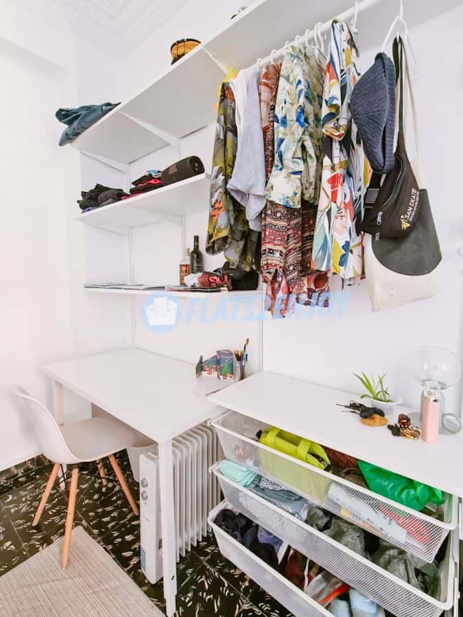 Habitación en piso de 4 habitaciones en Eixample