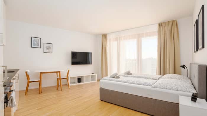 Listing photo thumbnail