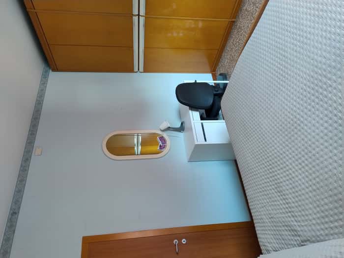 Listing photo thumbnail