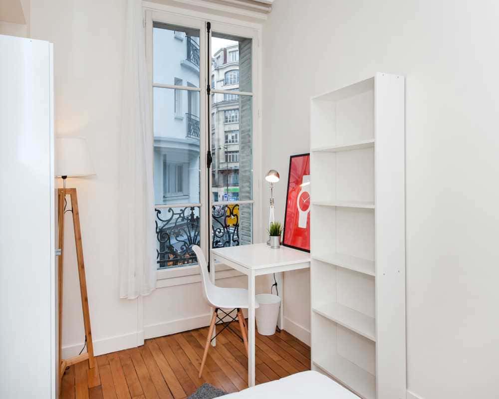 Chambre dans le rue du Renard