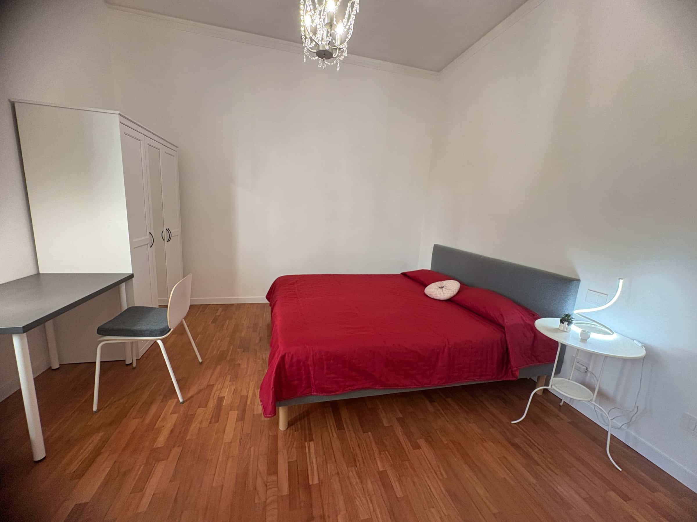 Quarto em Via Cassia, Firenze para 56 m² com 2 quartos