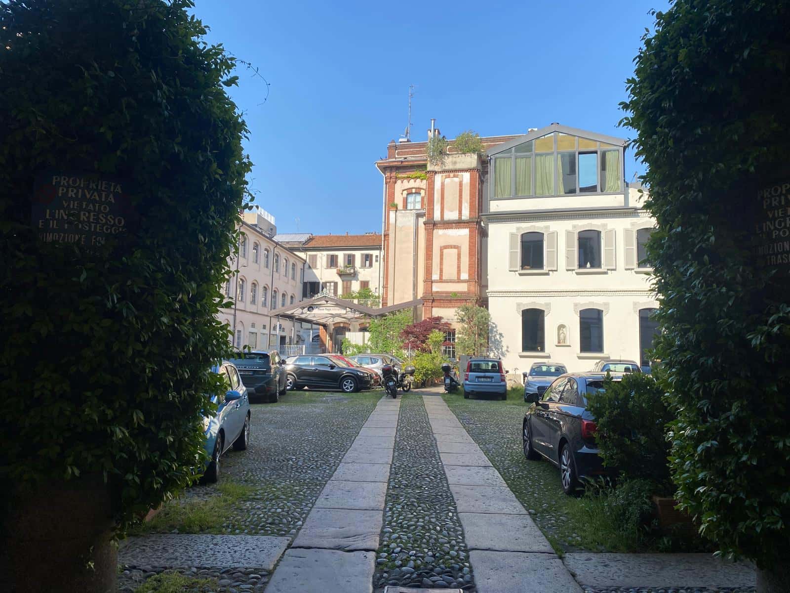 Appartamento in Via Bramante, Milano di 60 m² con 1 camera