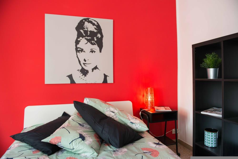 Stanza in VIA FINALMARINA