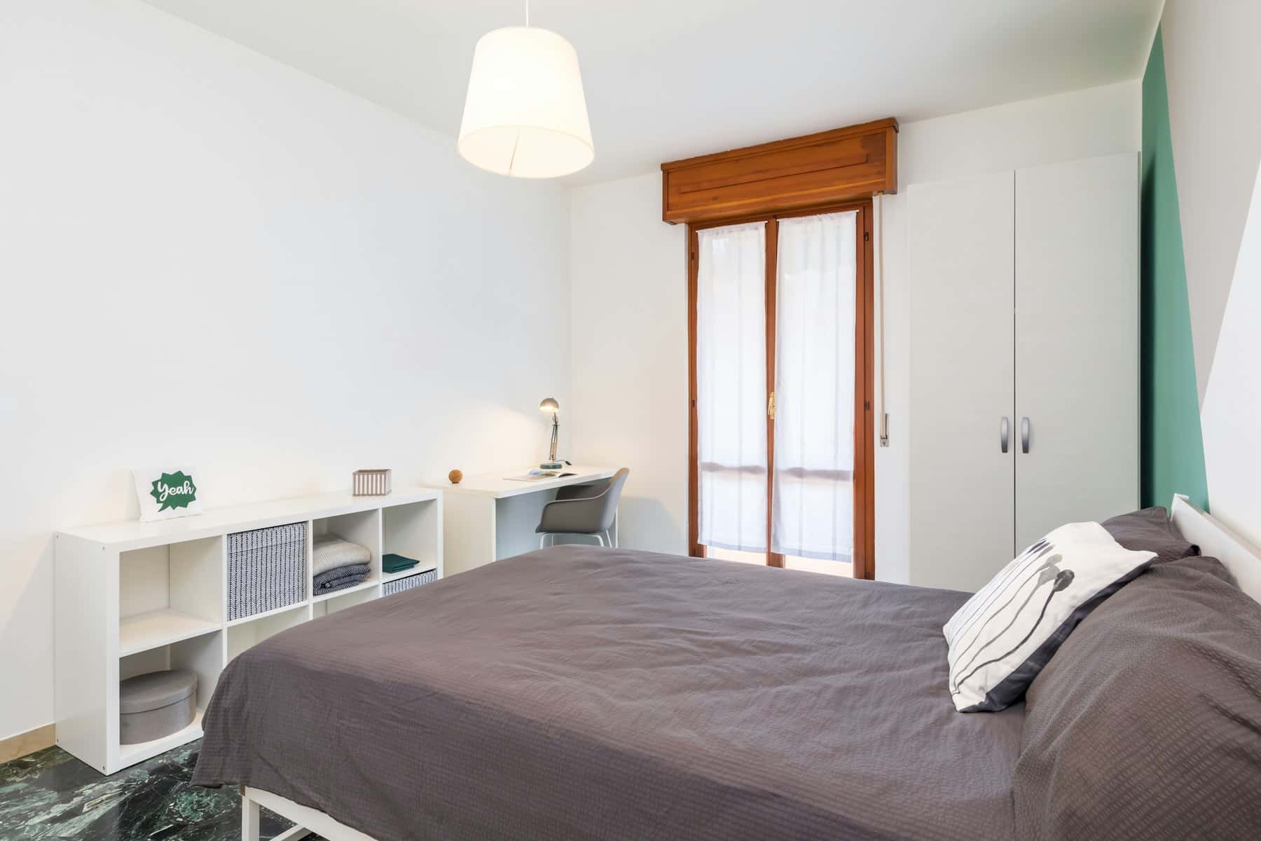 Habitación en Via Mario Morgantini, Verona para 120 m² con 4 dormitorios