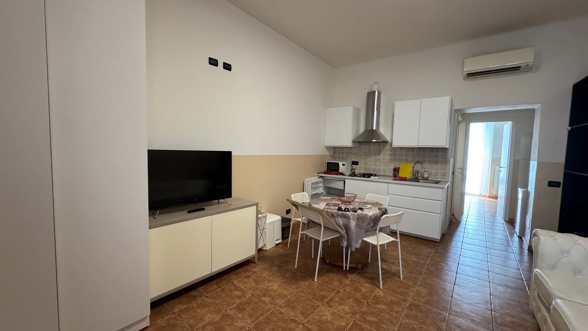 Apartment Milan, 1 bed — photo 5