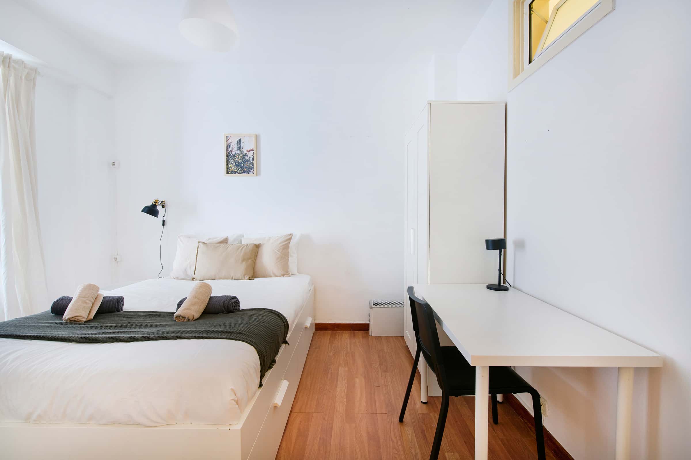 Comfortable double bedroom with balcony in Saldanha - Room 5